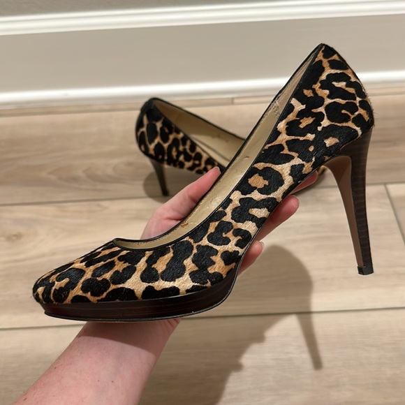 VGUC COACH New York Giovanna Calfhair Fur Hair Pointed High Heels Animal Print - Picture 9 of 11